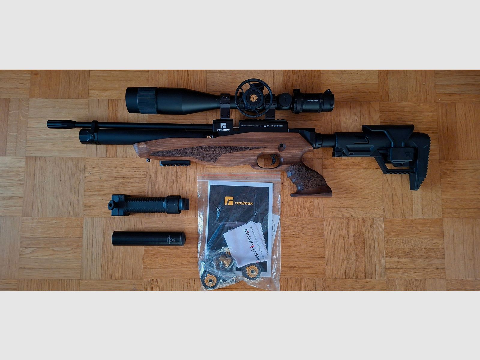 Reximex Tormenta W Lite PCP air rifle 4.5 mm (P18)