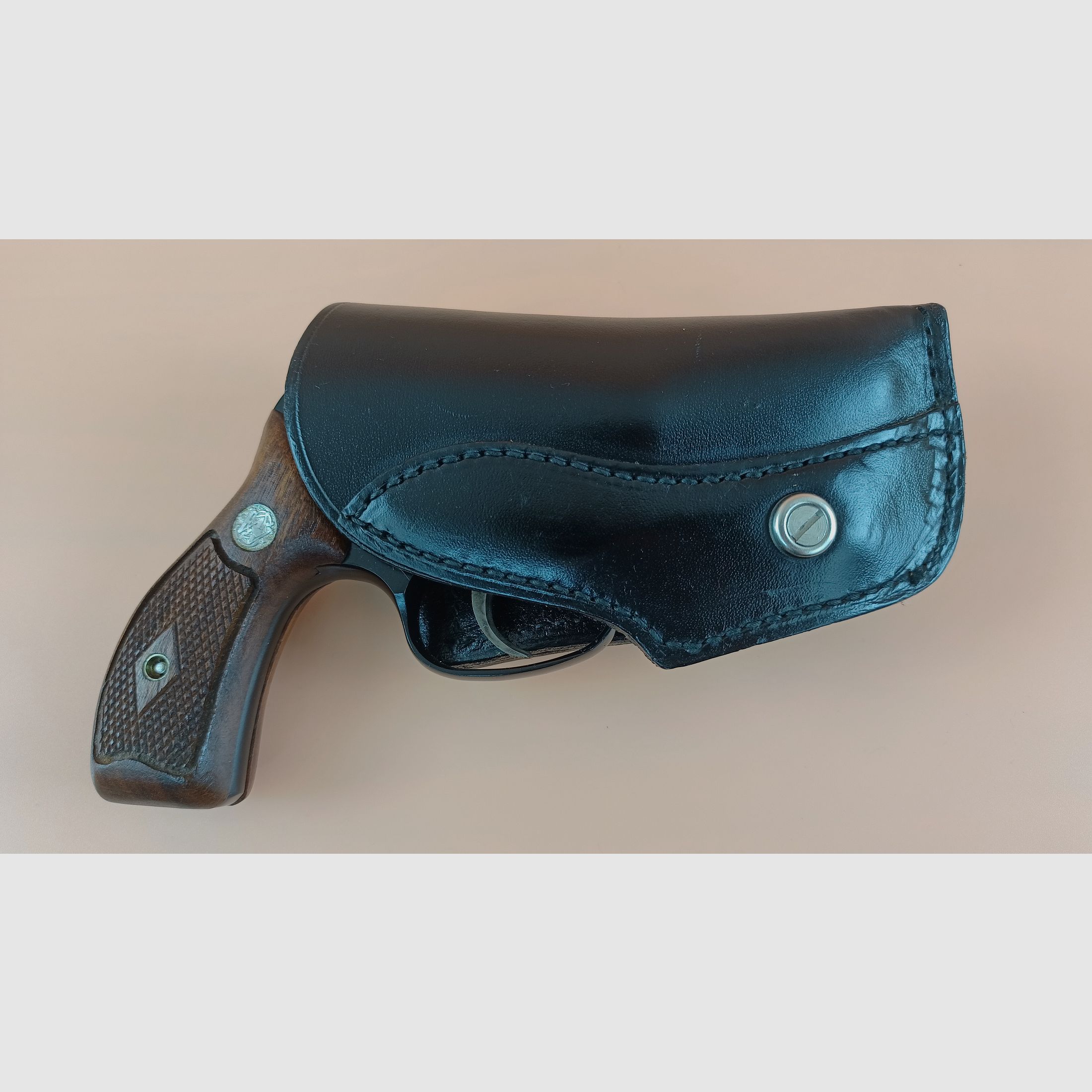 Smith & Wesson Mod. 38 Airweight Bodyguard, Kal. .38 Special *Sammler-Exponat*