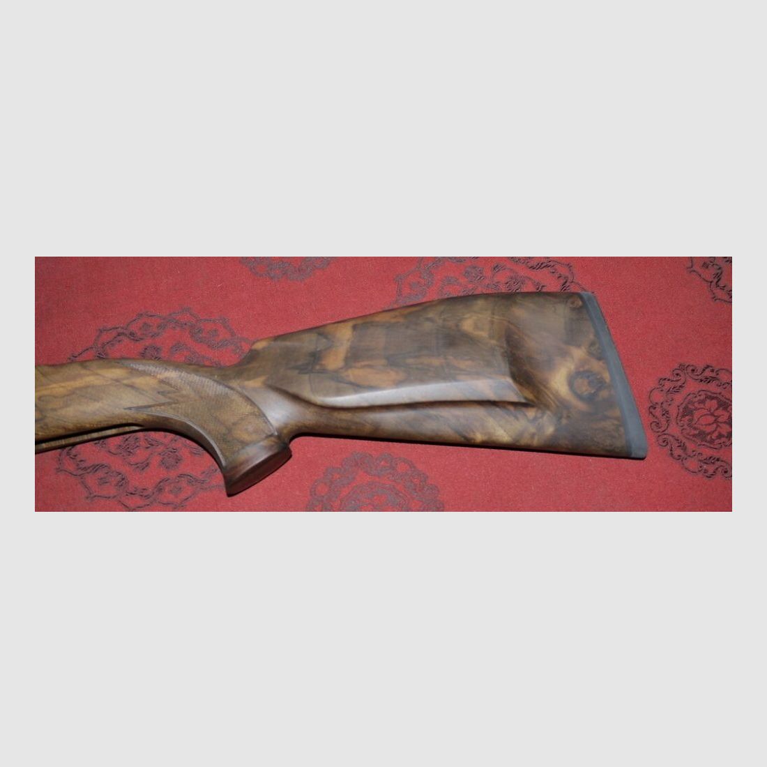 Niedermeier M98 walnut stock, Bavarian cheekpiece