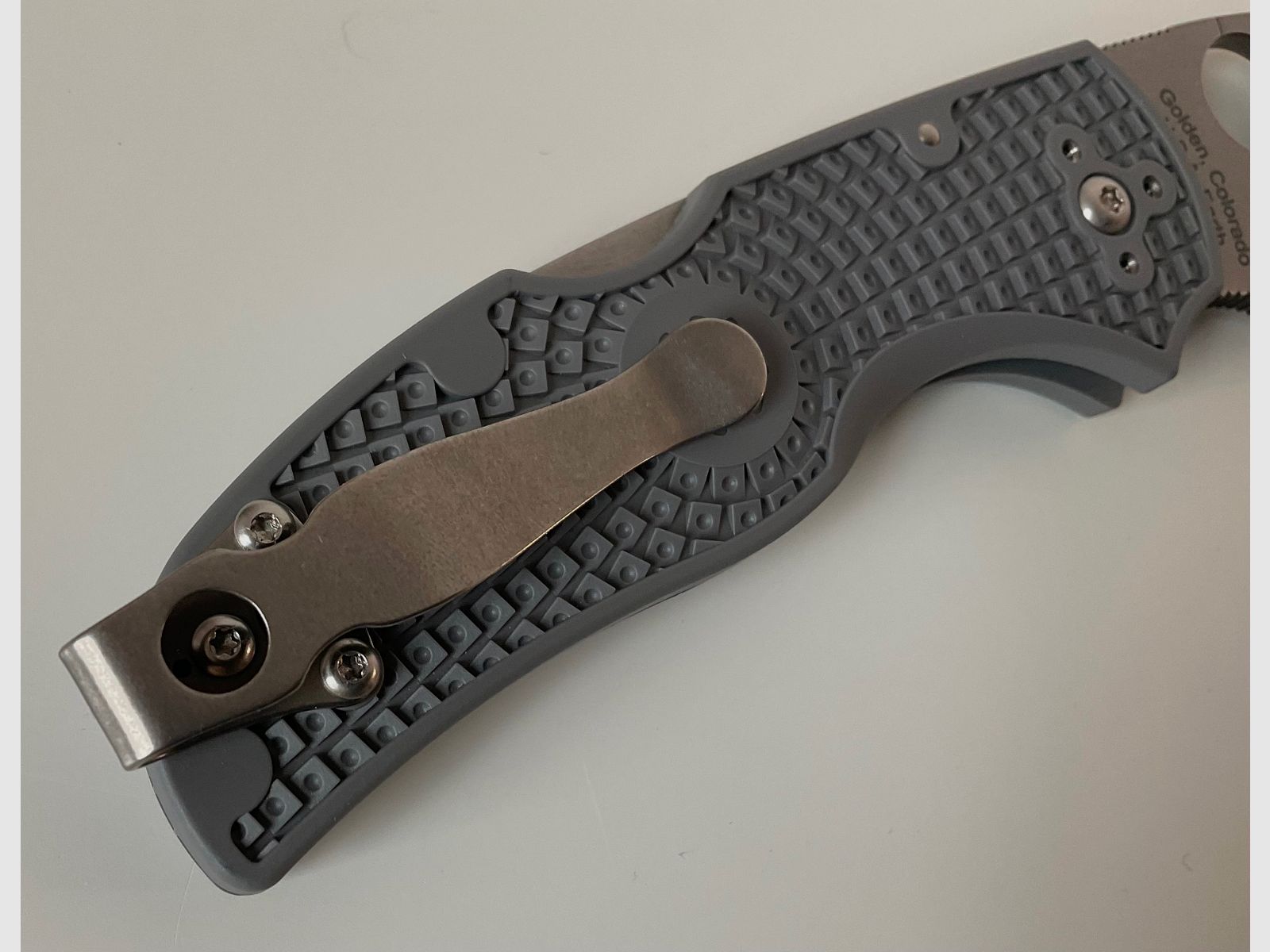 Spyderco Native 5 Maxamet C41GY5 Folder, FRN grau mit Deep Carry Clip von Lynch