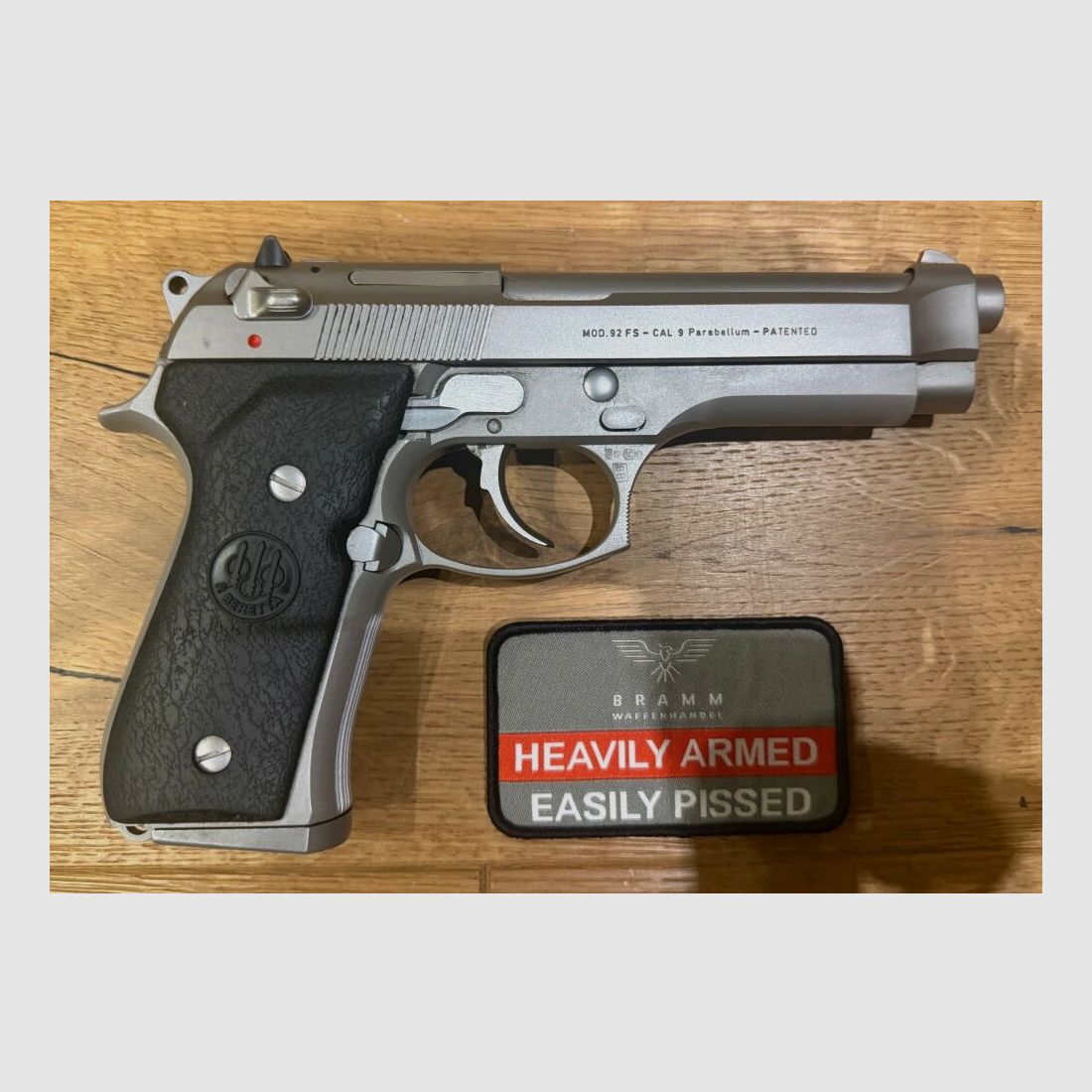 Beretta 92FS - stal nierdzewna