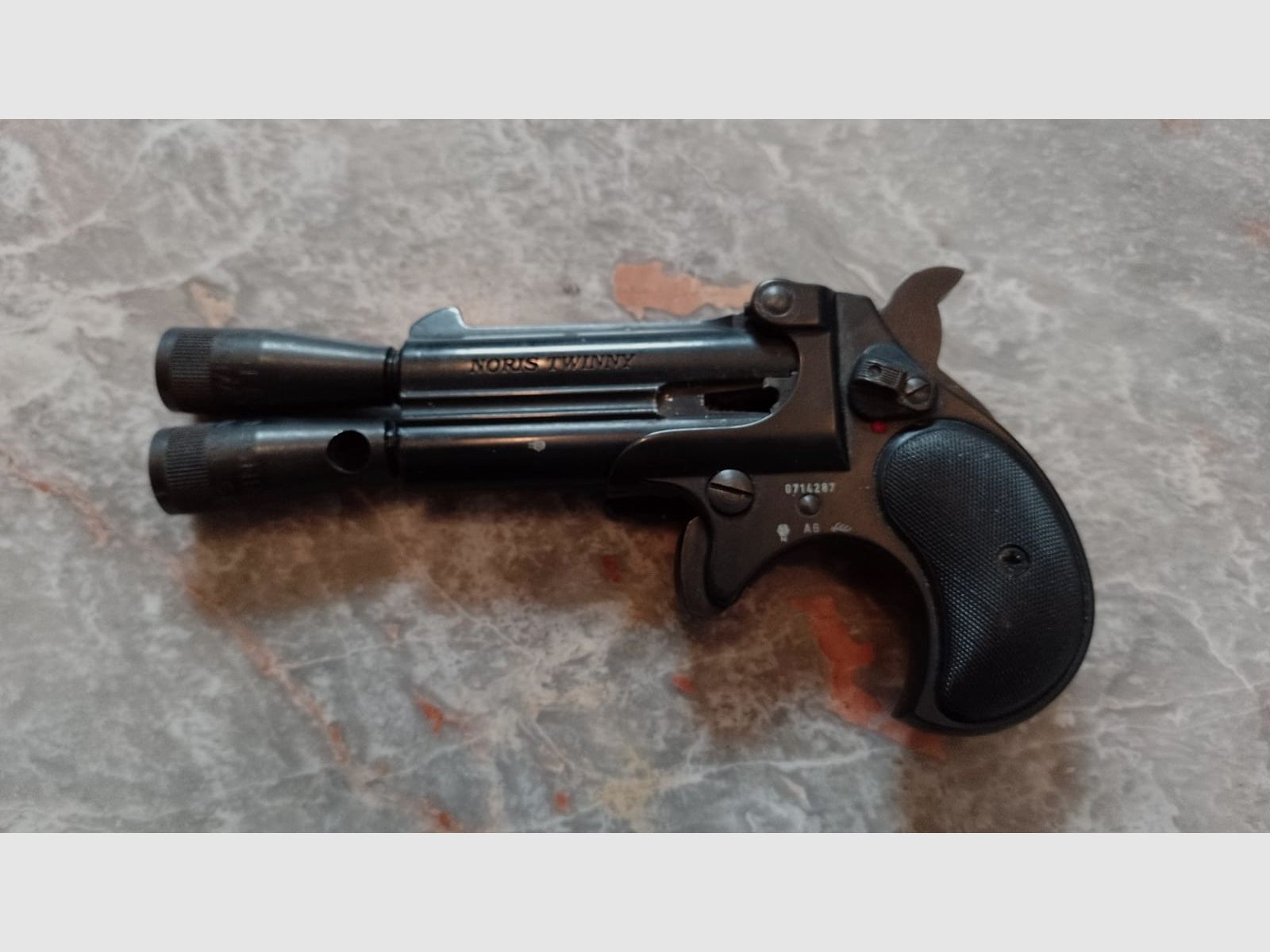 Noris Twinny Derringer Kal. 9mm / .380 - KNALL-GAS-SIGNAL-Defekt