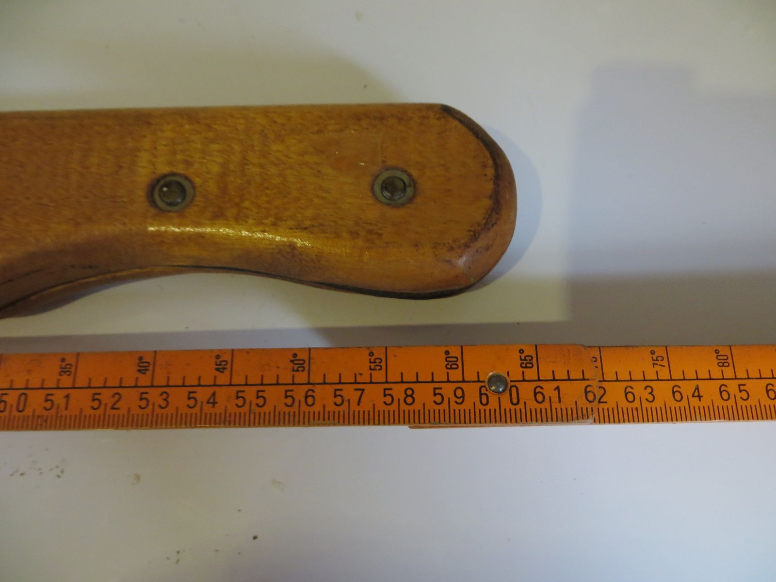 Due grandi machete antiche da un'eredità