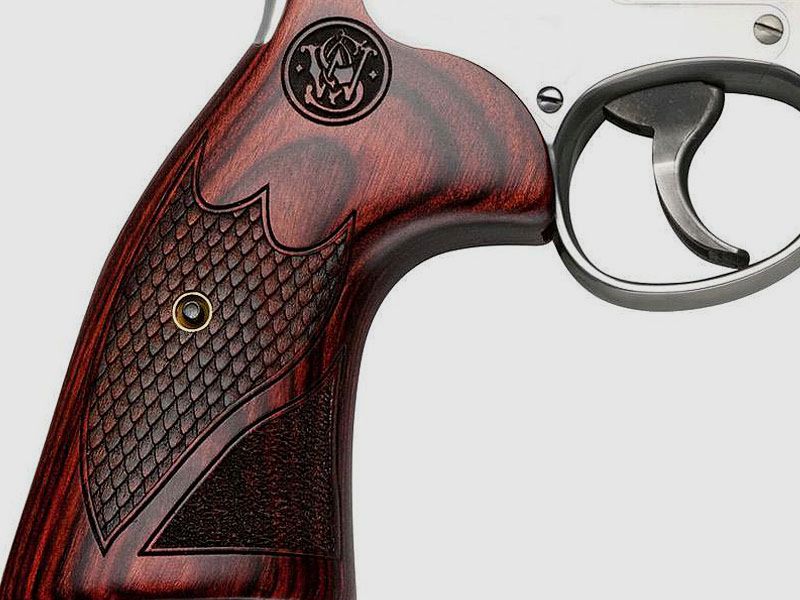 Smith & Wesson 629 DeLuxe 6 1/2"