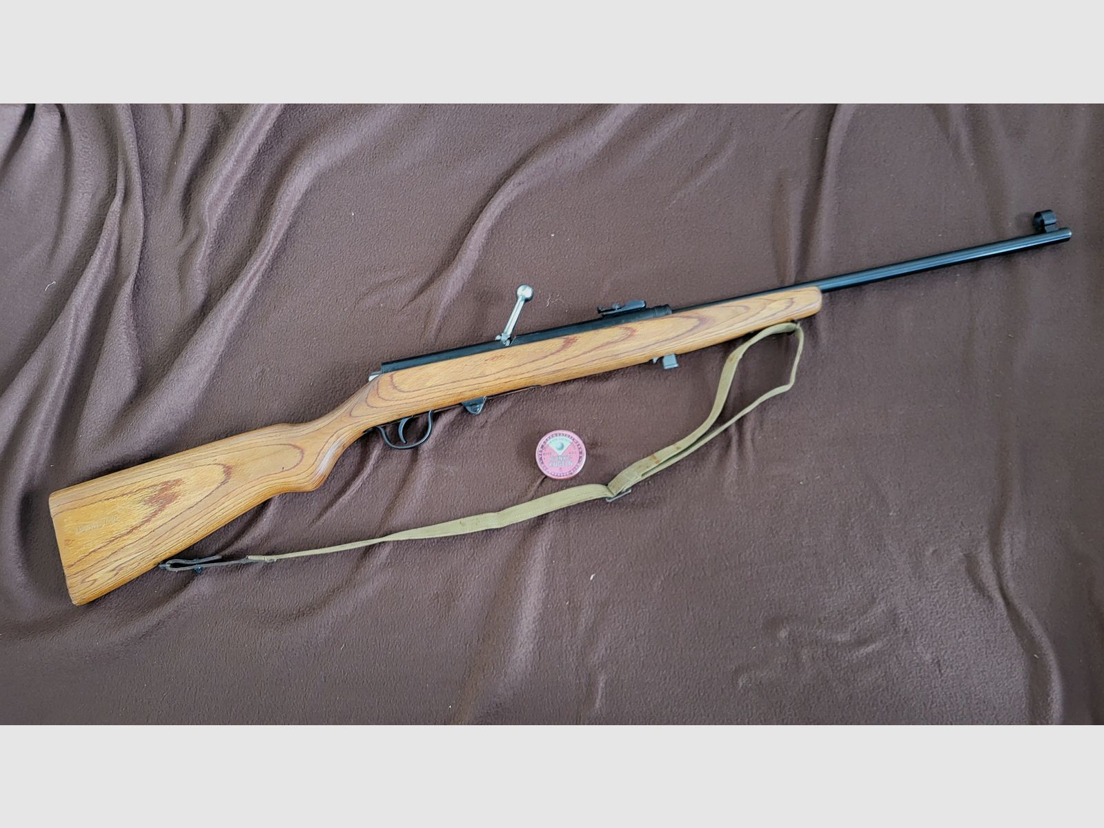 Carabina de aire comprimido con cargador Haenel 49a