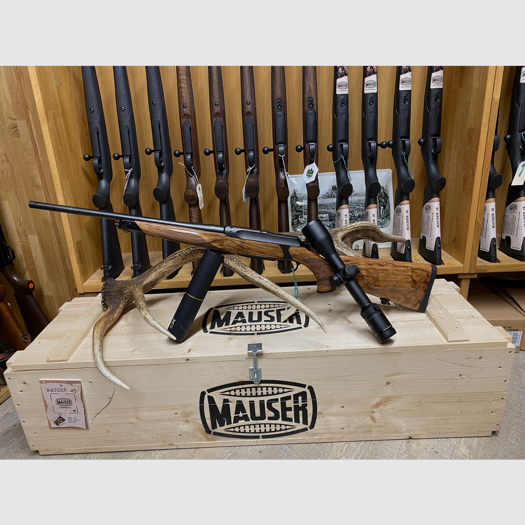 Sauer 505 Ergo Lux, mit Zeiss Conquest V6 2-12x50 M, mit Schiene