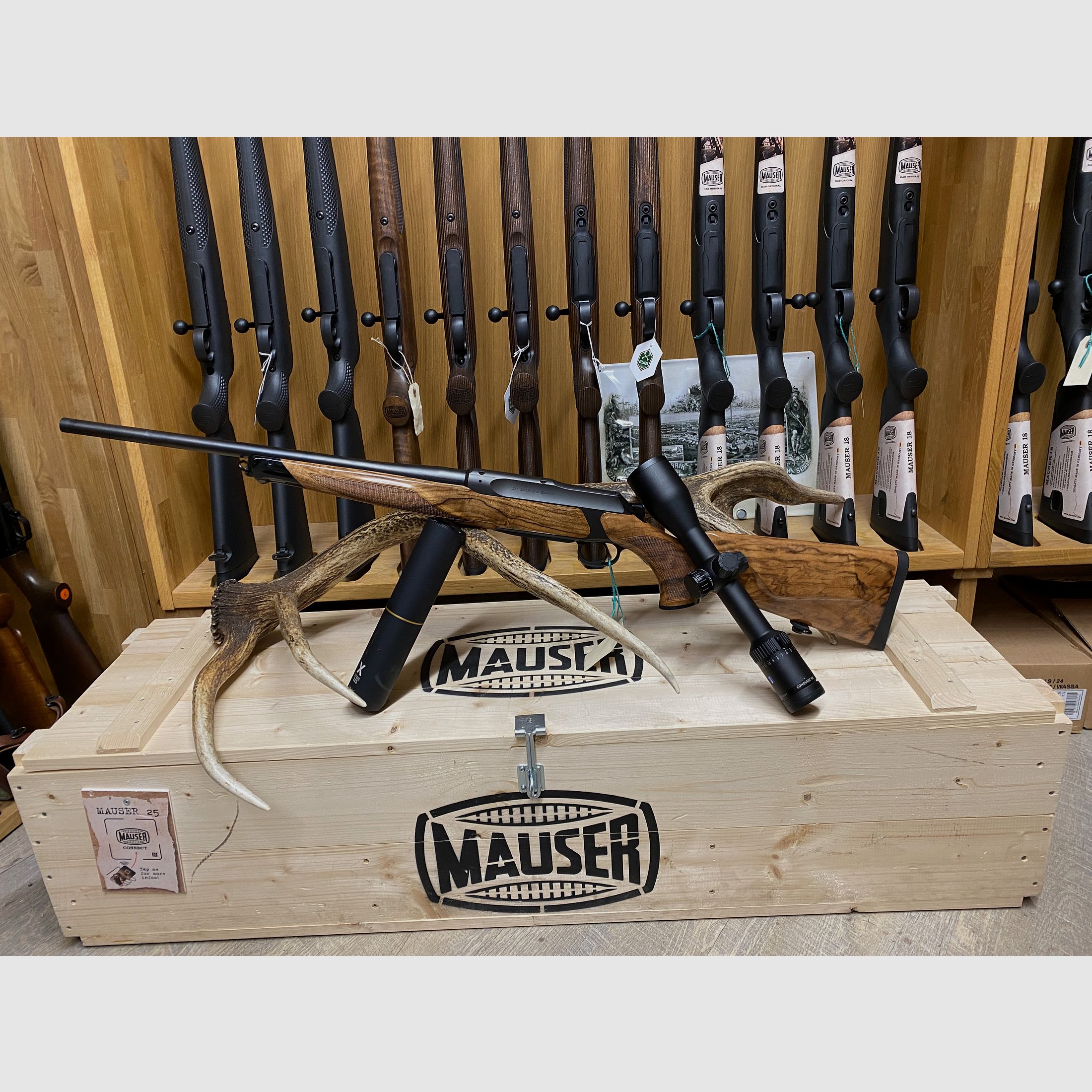 Sauer 505 Ergo Lux, mit Zeiss Conquest V6 2-12x50 M, mit Schiene
