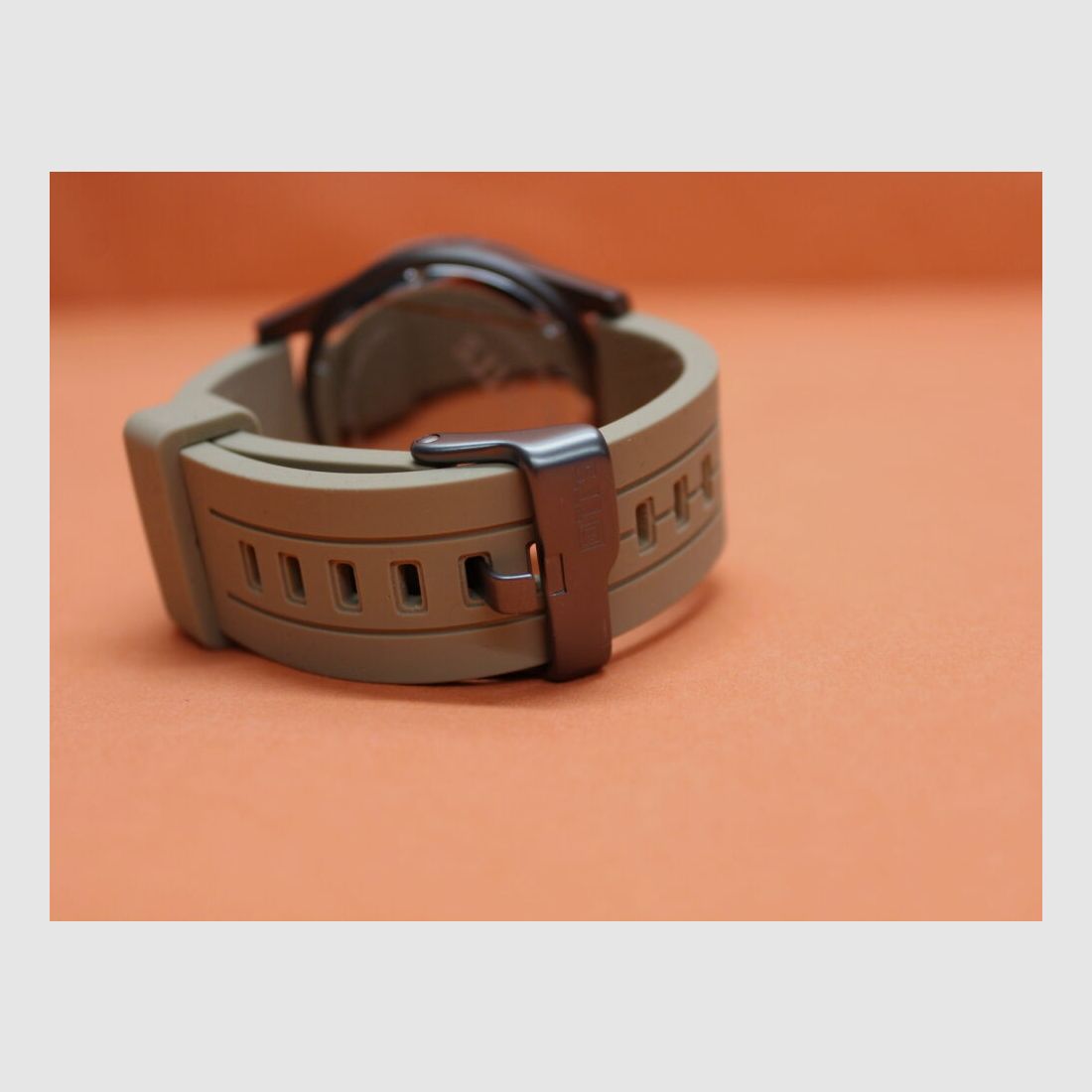 5.11 5.11 Guardsman Watch (50133EU) 120 Coyote watch with steel case and silicone strap