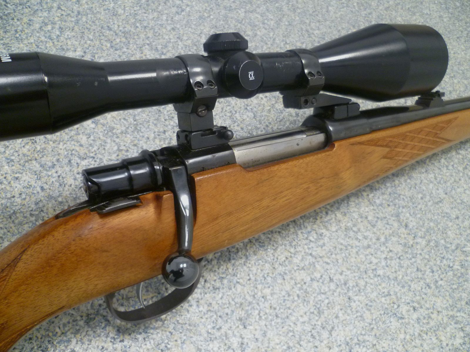 Rifle repetidora Zastava L83 .30-06 Spring.