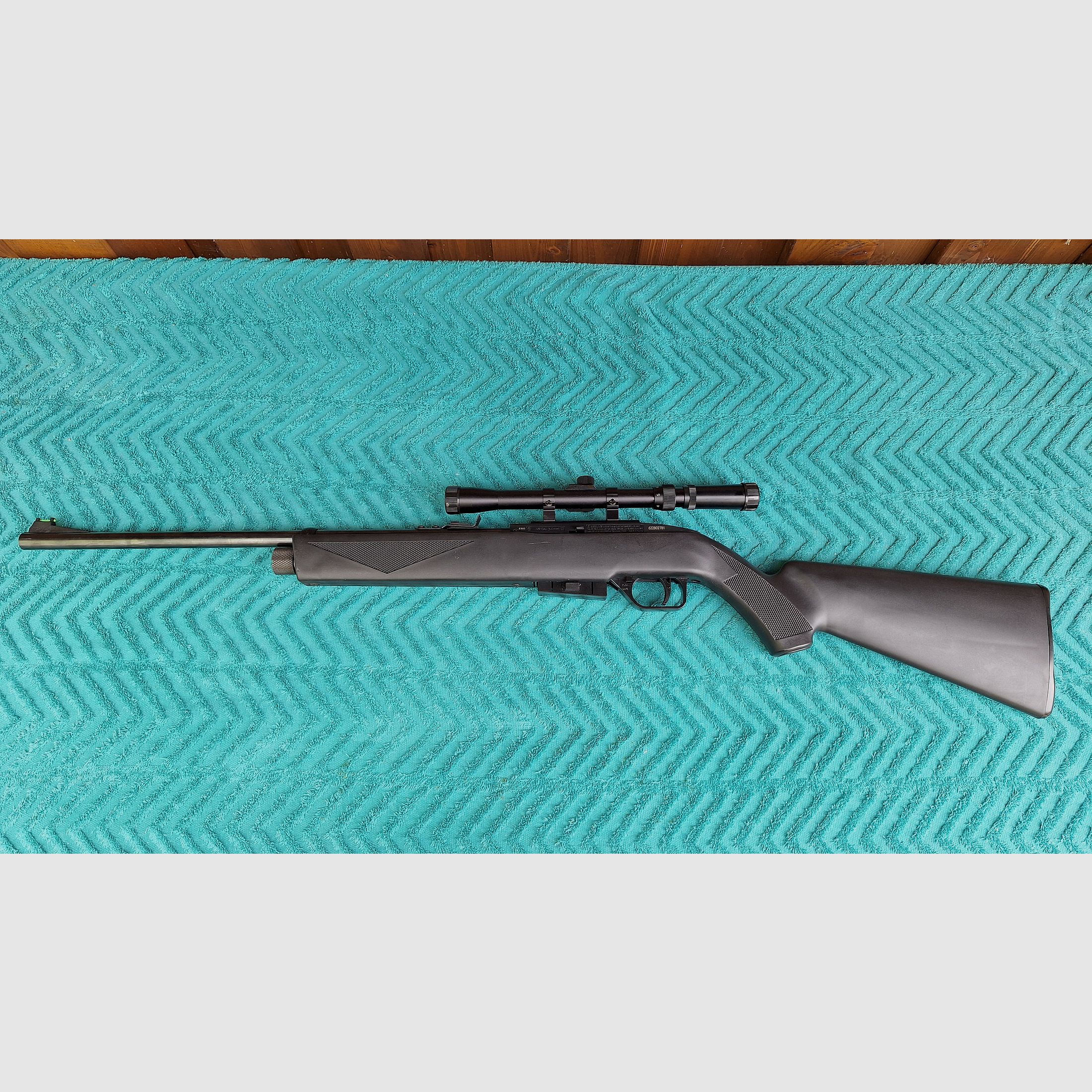 Crosman 1077 Co2 Gewehr 4,5 mm Diabolo mit Zielfernrohr