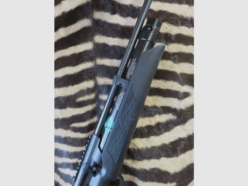 PCP Geweer WEIHRAUCH HW110 kal.4,5mm loop 61 cm 2 magazijnen, afbeelding 3 van 12