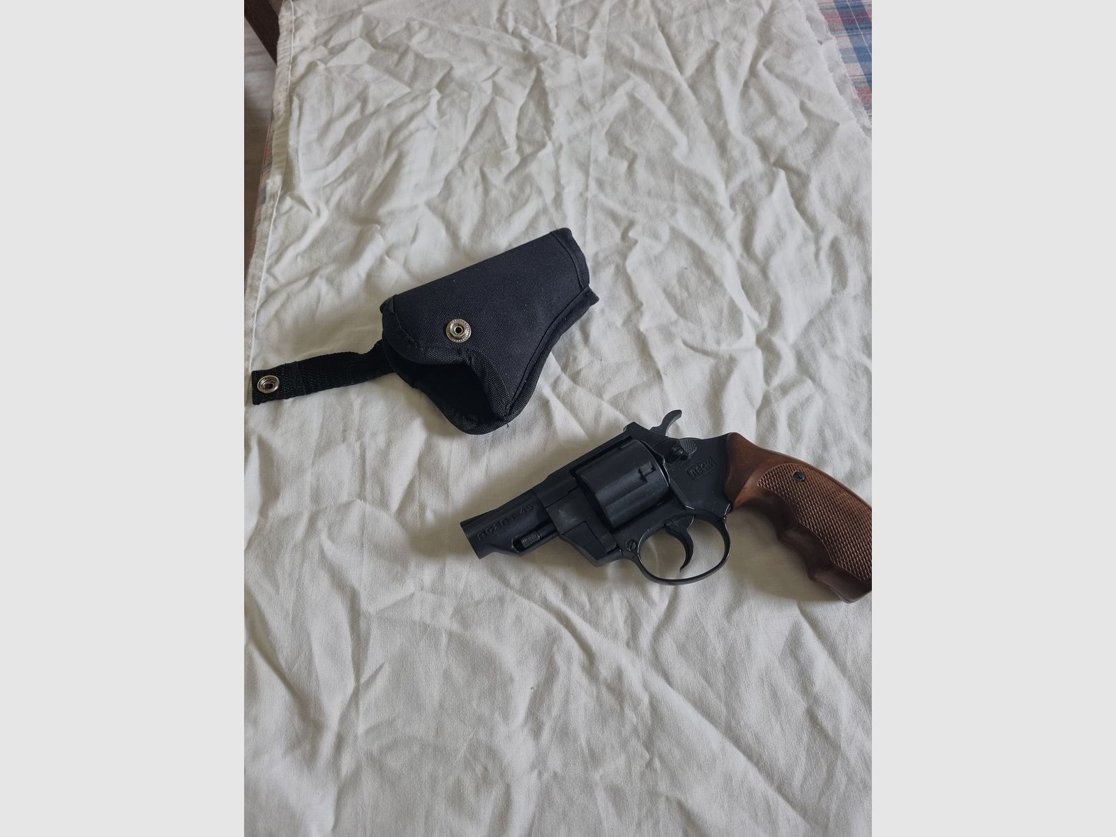 Modell Agent 45 der Firma Reck ( PTB617) Kaliber 45