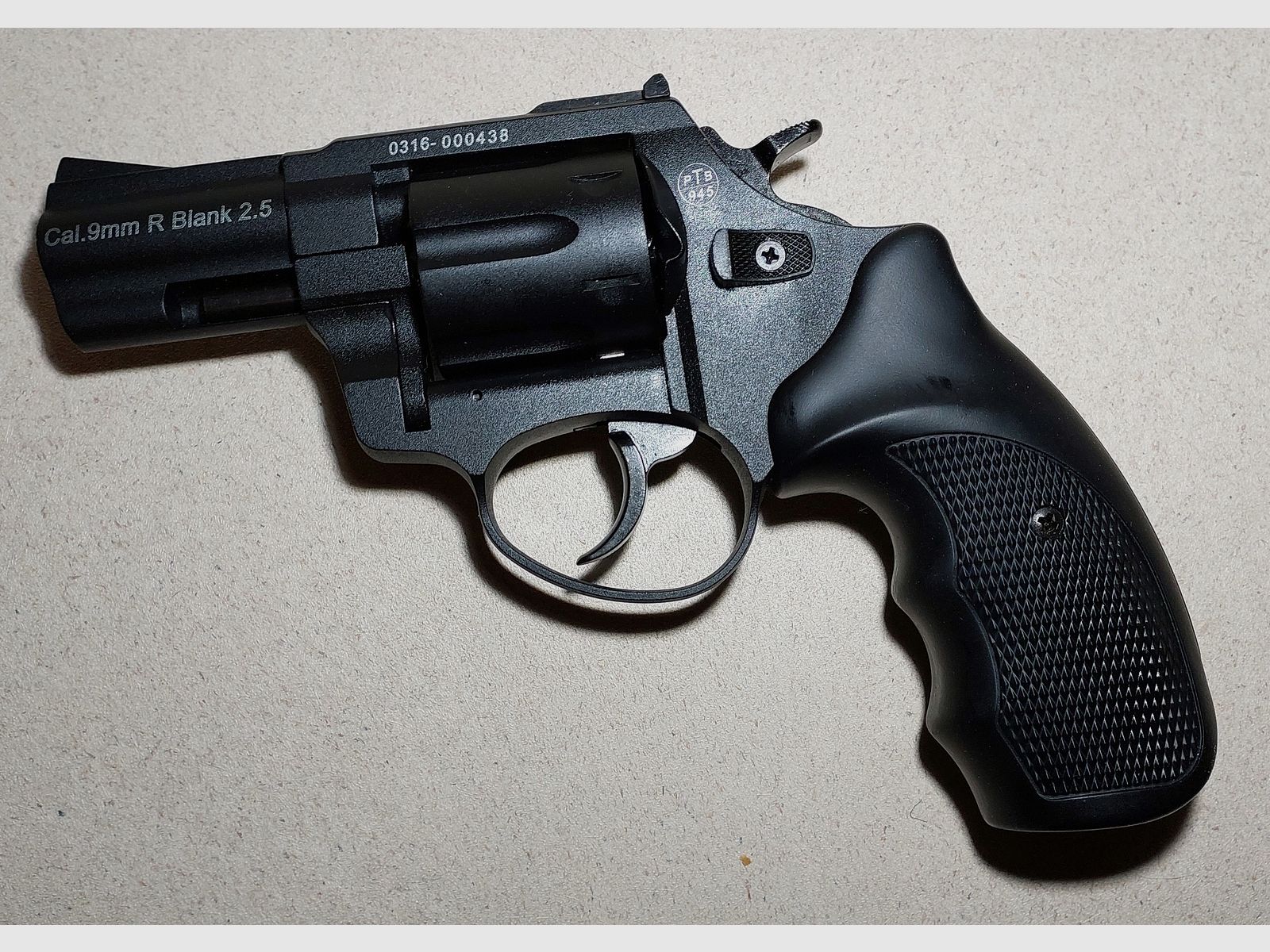 Zoraki R1 2,5 Zoll Revolver Kal. 9mm R.K. brüniert PTB 945 Stahltrommel