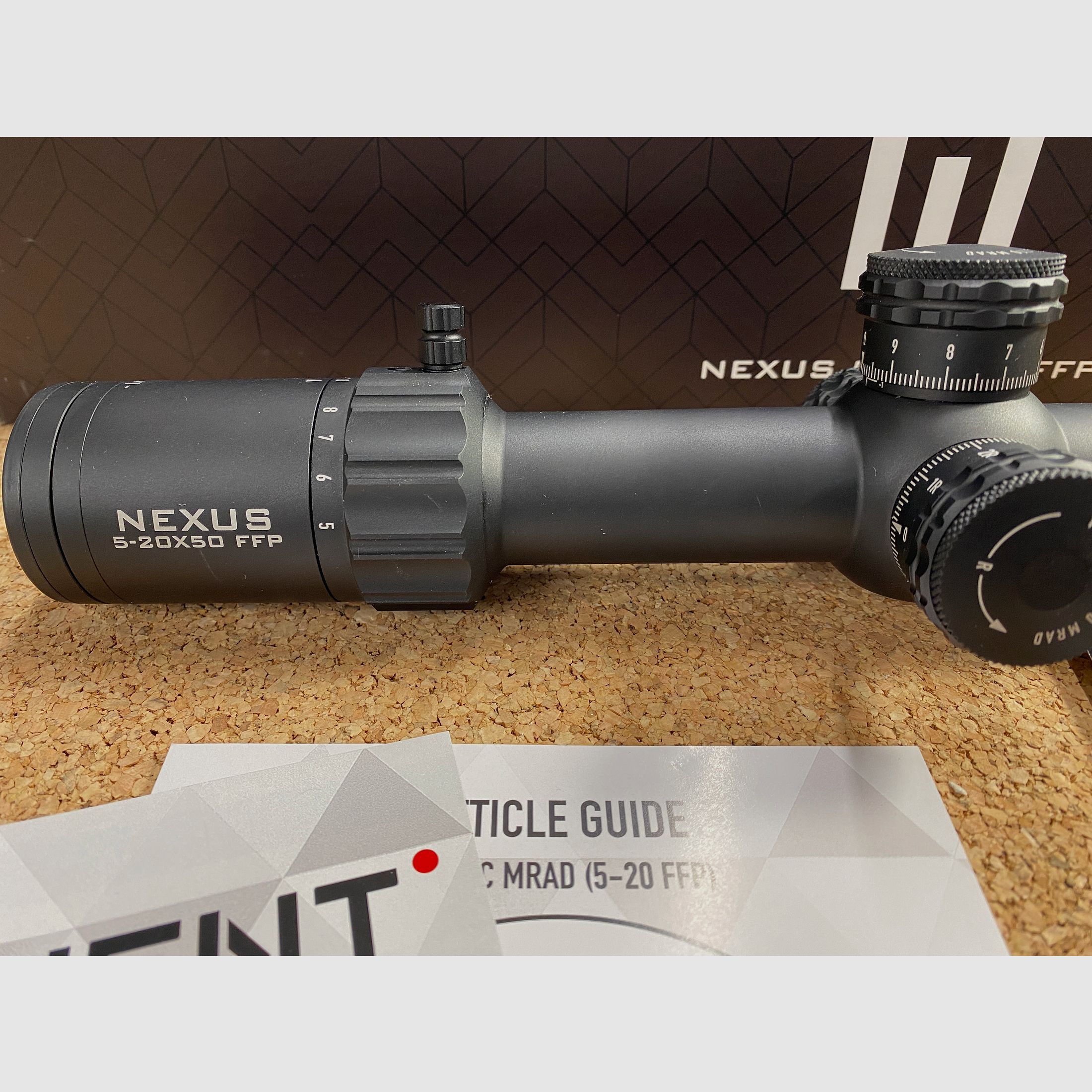 Element Optic Nexus 5-20x50 FFP1 APR1C MRAD telescopio de rifle / Rifle Scope