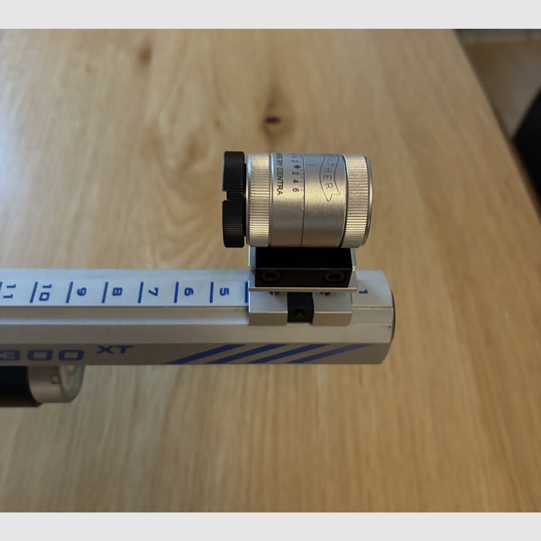 Rifle de aire LG 300 XT LG300XT con culata de madera en excelente estado, modelo tardío