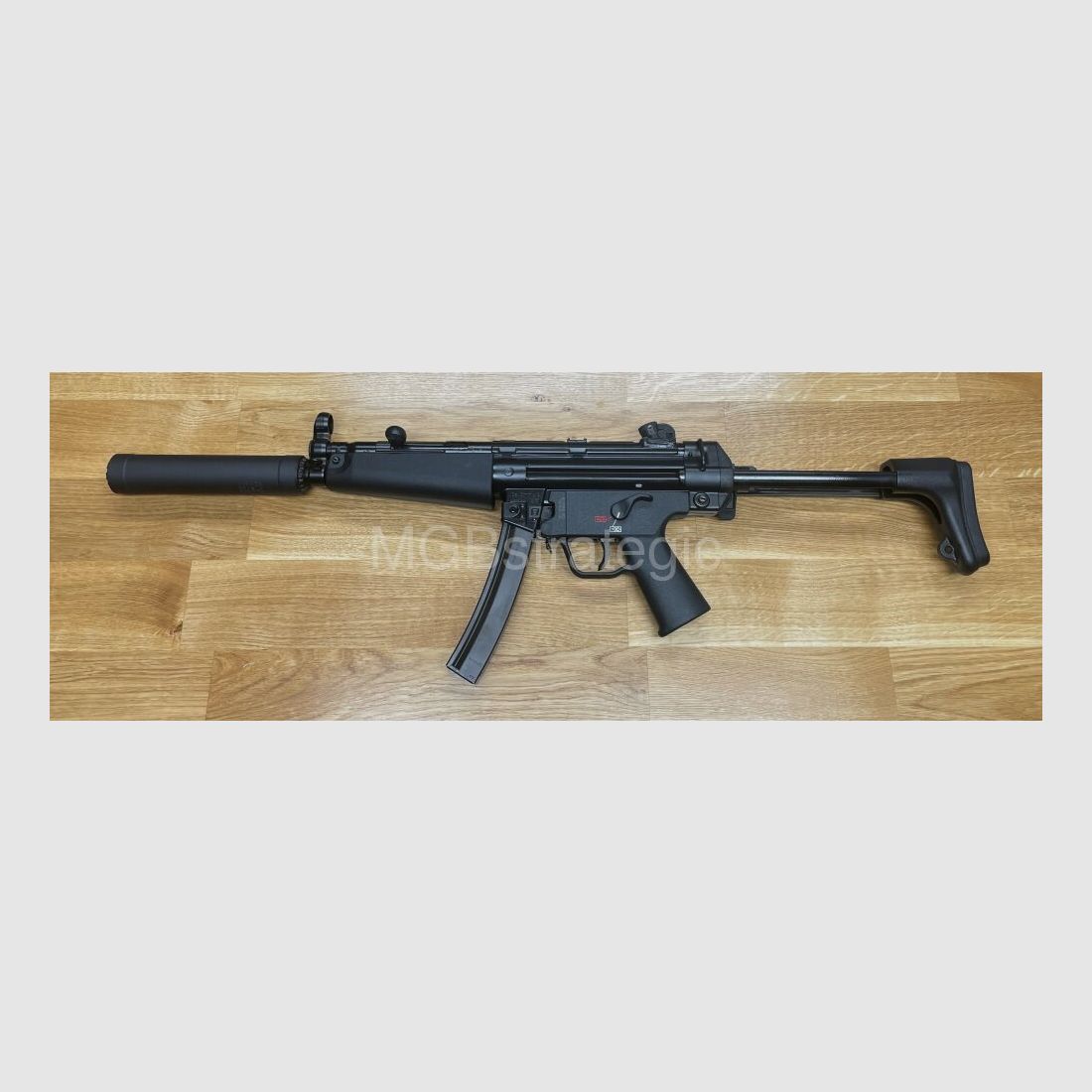 Acheron AG SMG E1 Schalldämpfer Tri-Lug Montage für H&K SP5 MKE T94 B&T APC9 SPC9 GHM9 oder andere Waffen mit 3-Lug Aufnahme