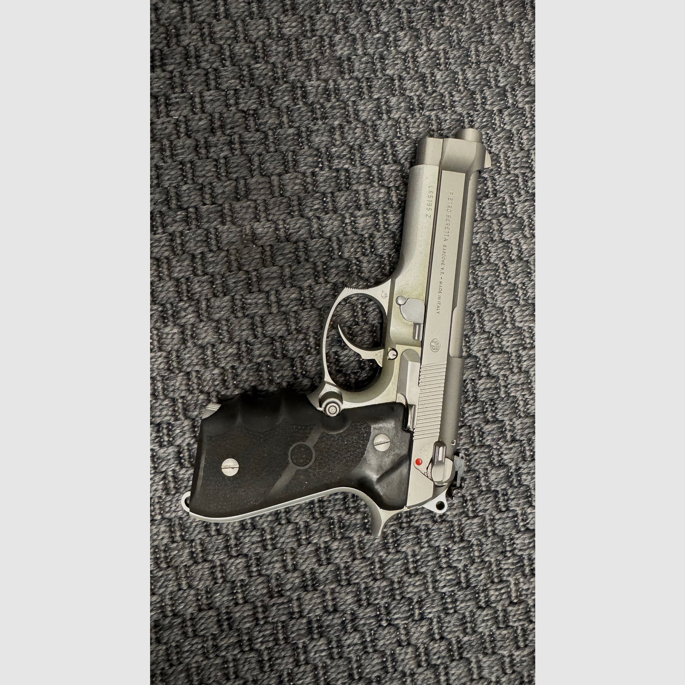 Beretta 92 FS stainless 9mm