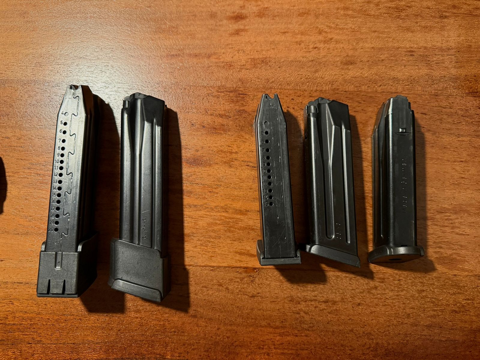 P30L mit 5 Magazinen und 2 LPA Visieren (Fiber und Luminova/Nachleuchtend)