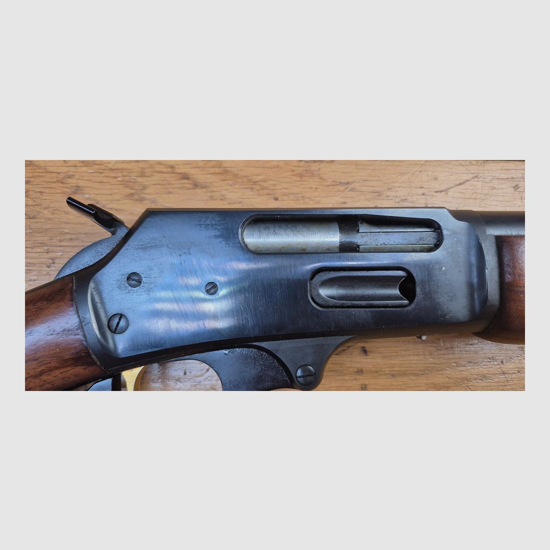 Sehr schöne und leistungsstarke Marlin 444 S Büchse – Kaliber 444 Marlin – Kapazität 5+1 – Waffe von 1981 mit Stempel „JM“ – Qualität der New Haven Fertigung von Marlin vor der Insolvenz! – Holz, Mechanik und Anpassungen top – Originalbrünierung zu 100% – Lauf Micro Groove „neu“ – Hervorragender Zustand nahezu neu – TBE+++, Bild 29 von 36