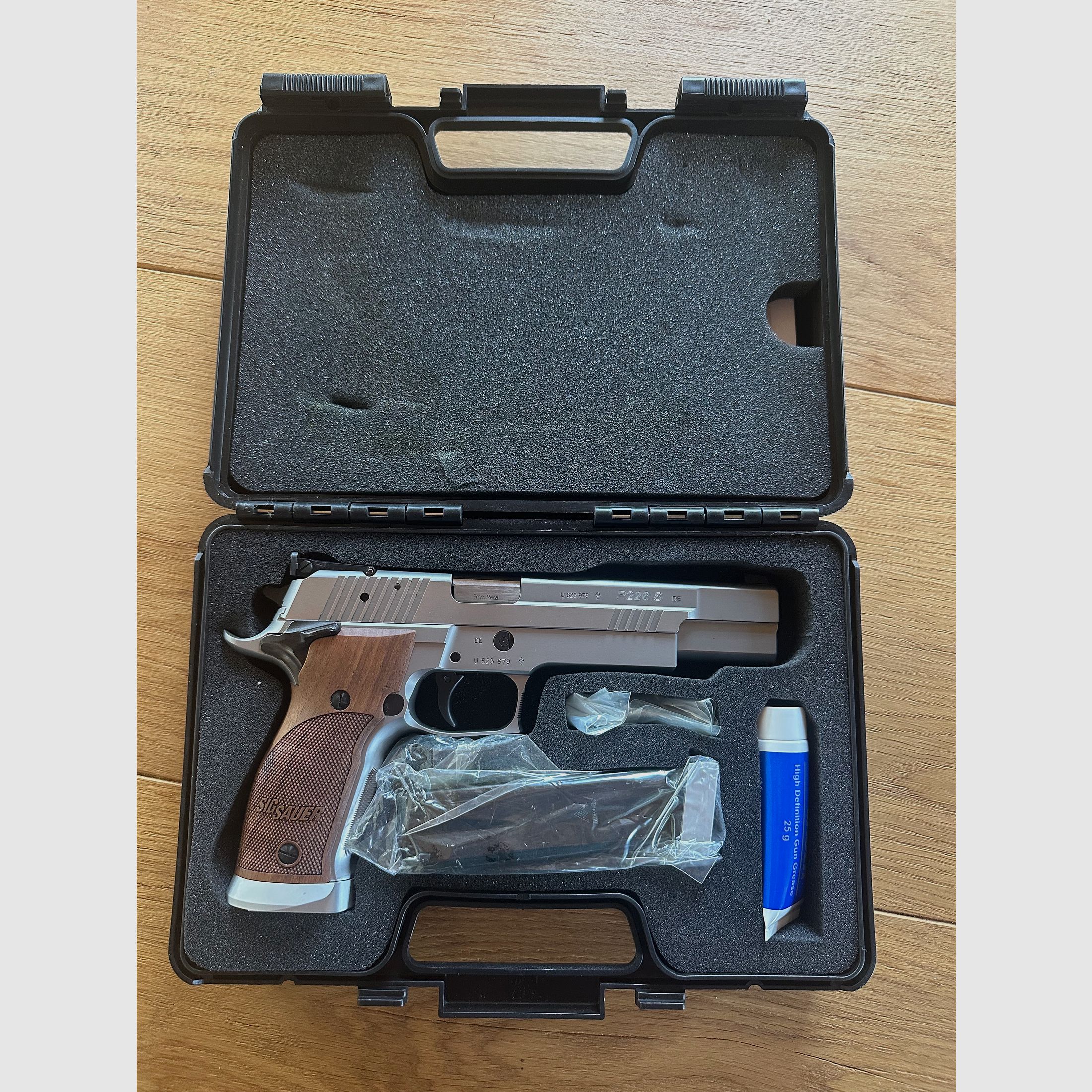 Sig Sauer P226S X-Six 9mm