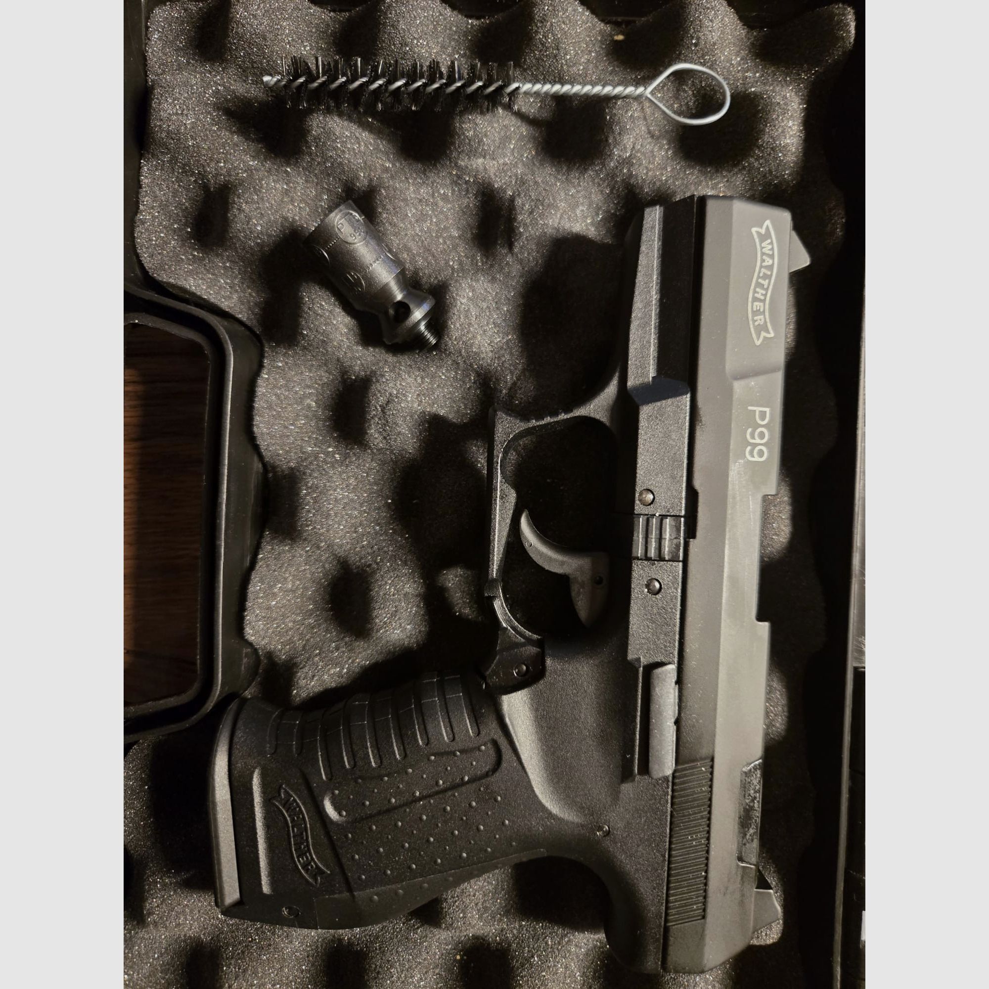 Walther P99 blank firing pistol 9mm P.A.K. black NEW!
