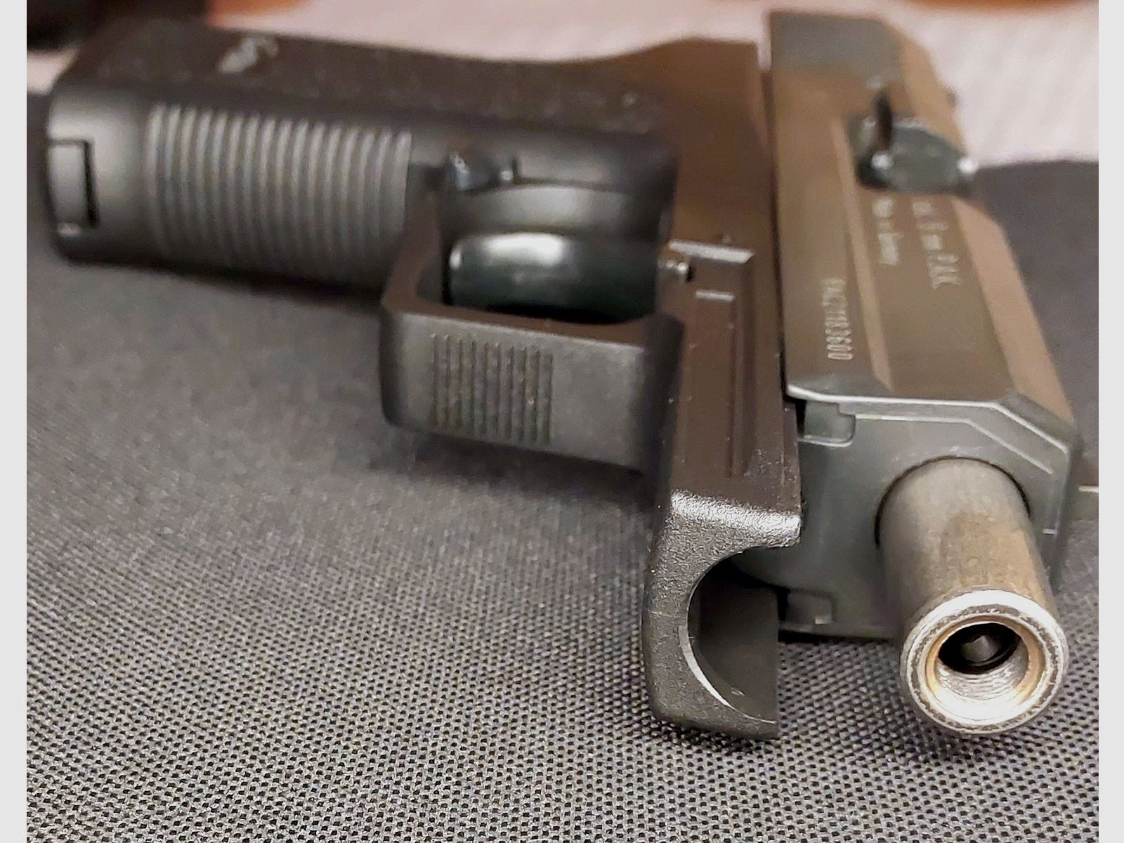 Röhm RG 96 Schreckschuss Pistole brüniert (PTB 699) neuwertig!