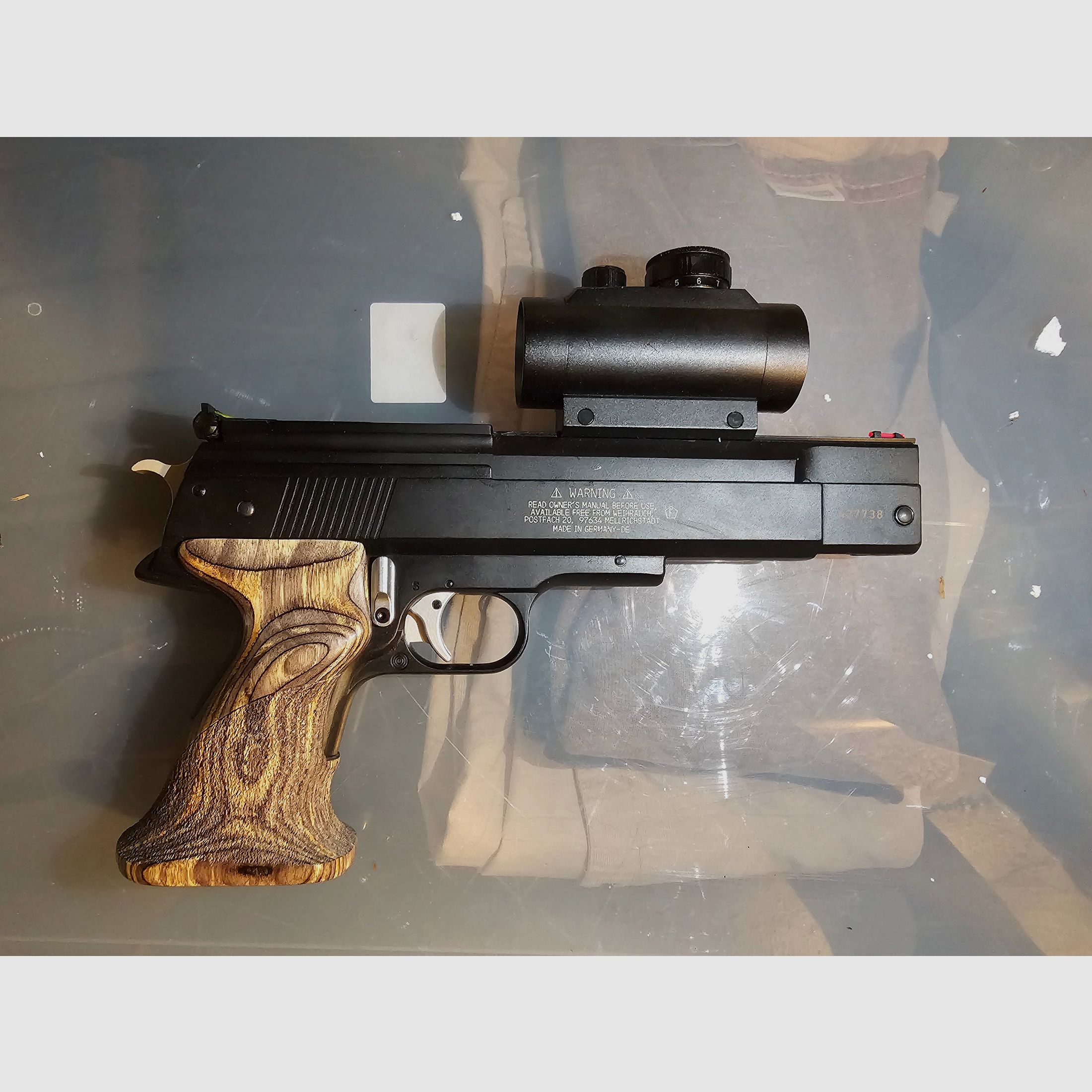 HW 45 Black Star mit laser Optik 