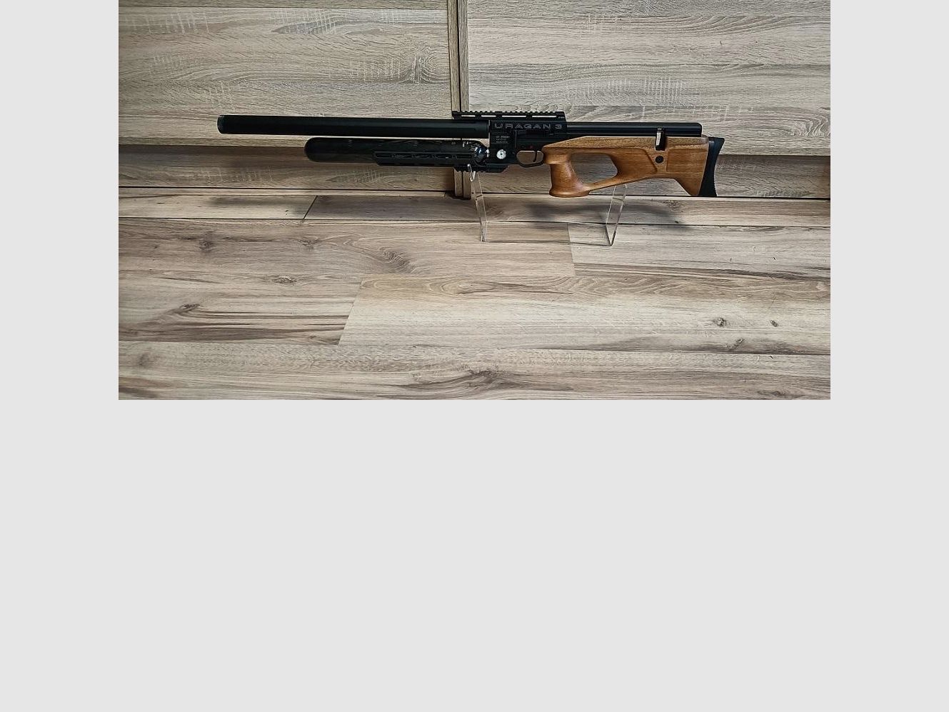 Carabina de aire PCP AIRGUN TECHNOLOGY URAGAN 3 – cañón de 700 mm – Nogal, imagen 1 de 5