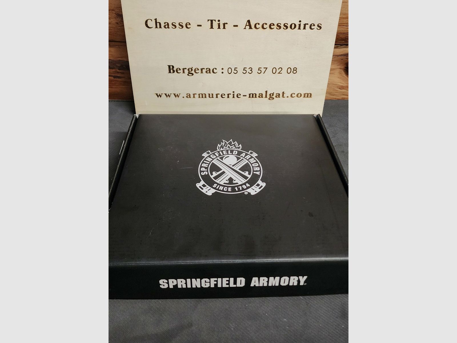 SPRINGFIELD Armory 1911 Mil-Spec Schwarz 5" Kal.45 ACP (auf Bestellung), Bild 2 von 9