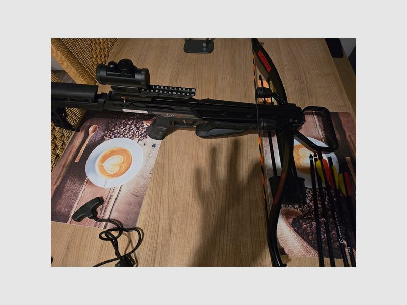 Ek Archery JAG II PRO inkl Pfeile und Zielfernrohr