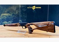 Blaser R8 Success Schäftung / Holzklasse 4 / R8 Logo in Gelb / top Holz absolute Gelegenheit