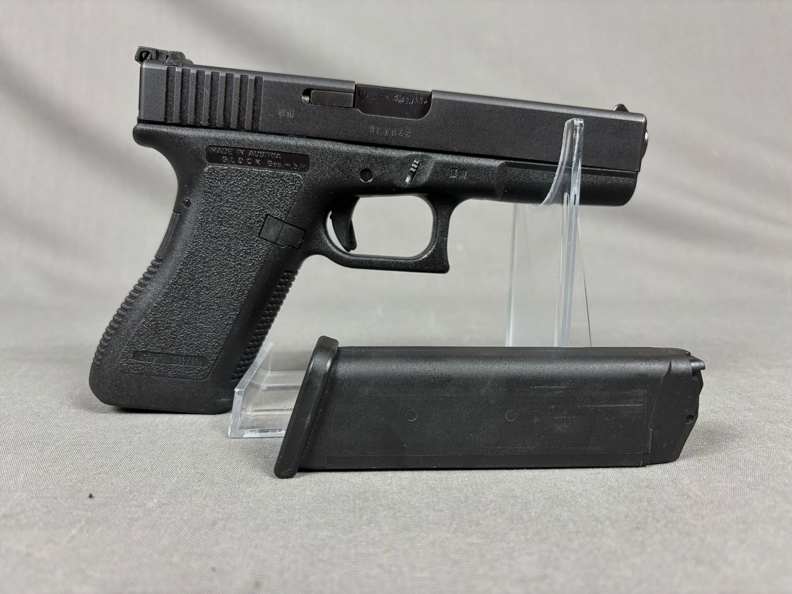 Glock 17 Gen. 2 9mm Luger