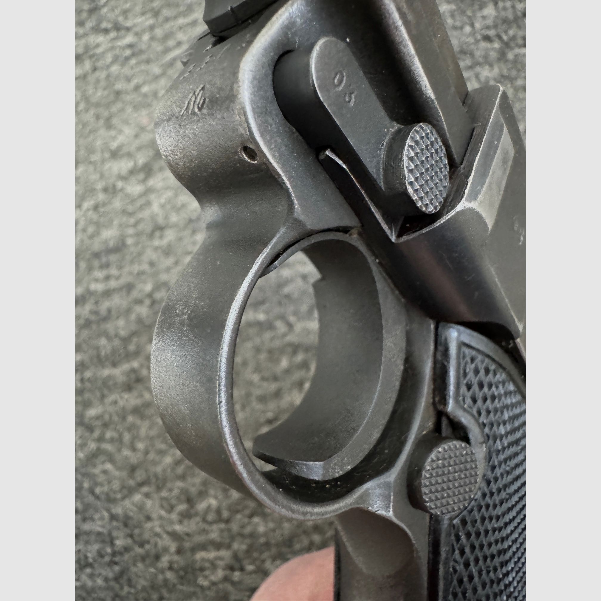 Luger P08 Byf - 42 - 9mm - guter Zustand