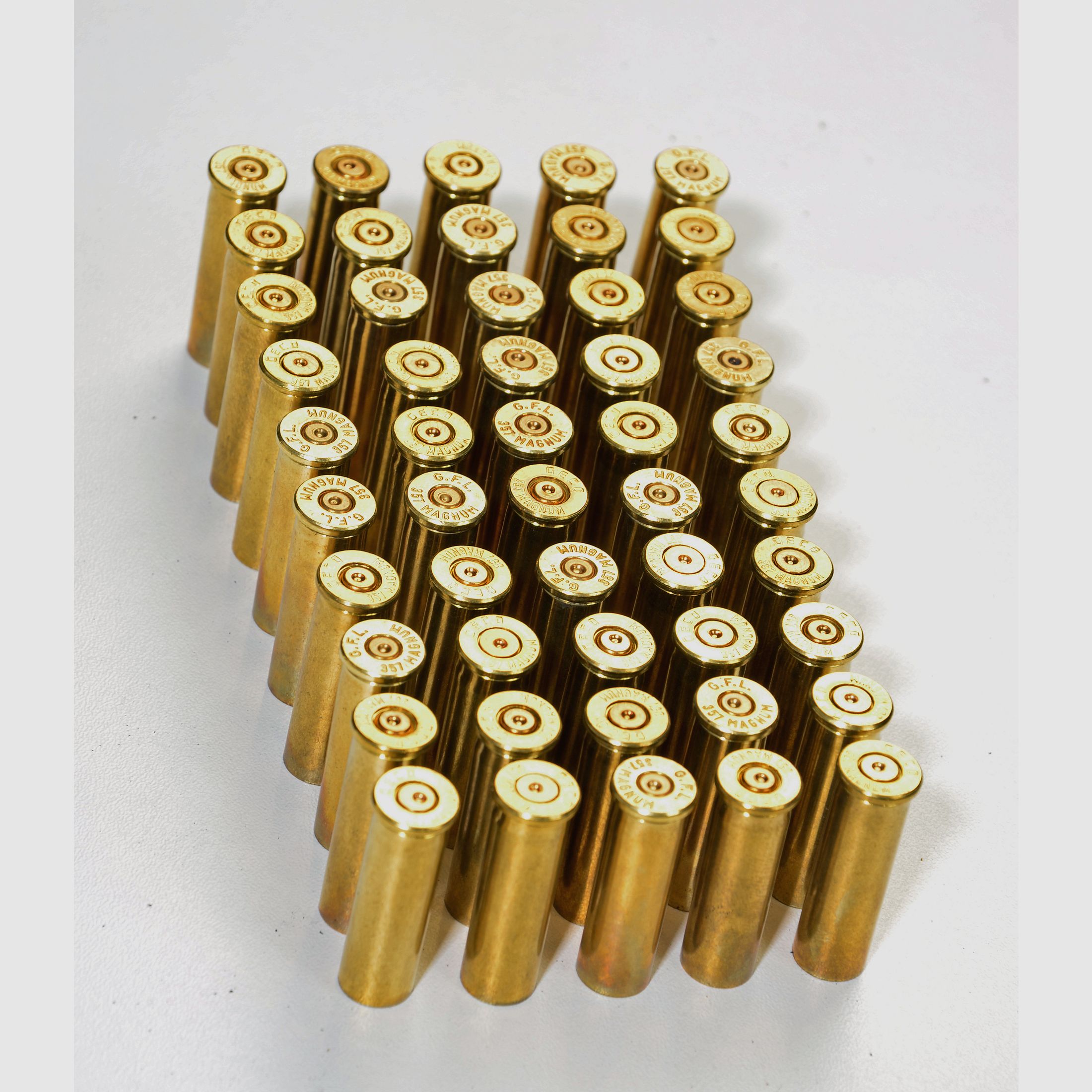 50 Patronenhülsen .357  Magnum