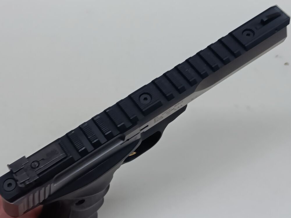 Browning Arms Company - USA Buck Mark