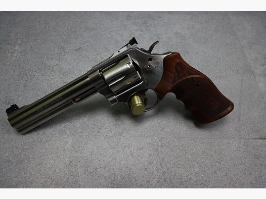 Smith & Wesson Mod 686 Deluxe Match Master
