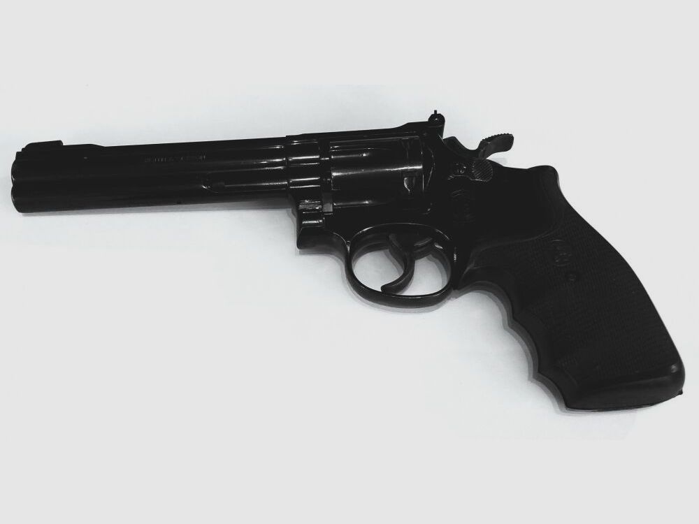 Smith & Wesson 17-6