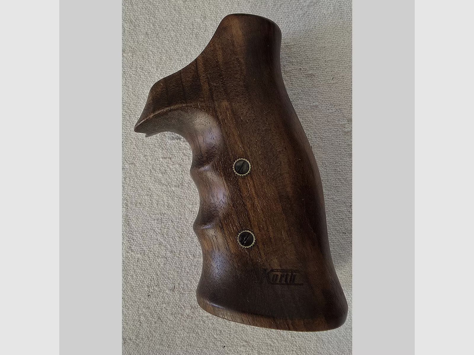 Korth Nussbaumgriff Forma Jim Wilson (vedi foto) per revolver Korth, impugnatura come nuova