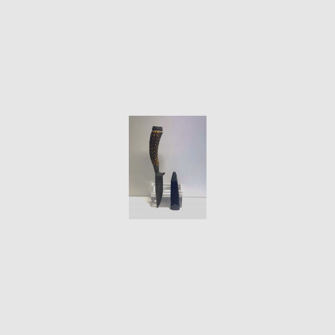 Hunting knife deer horn