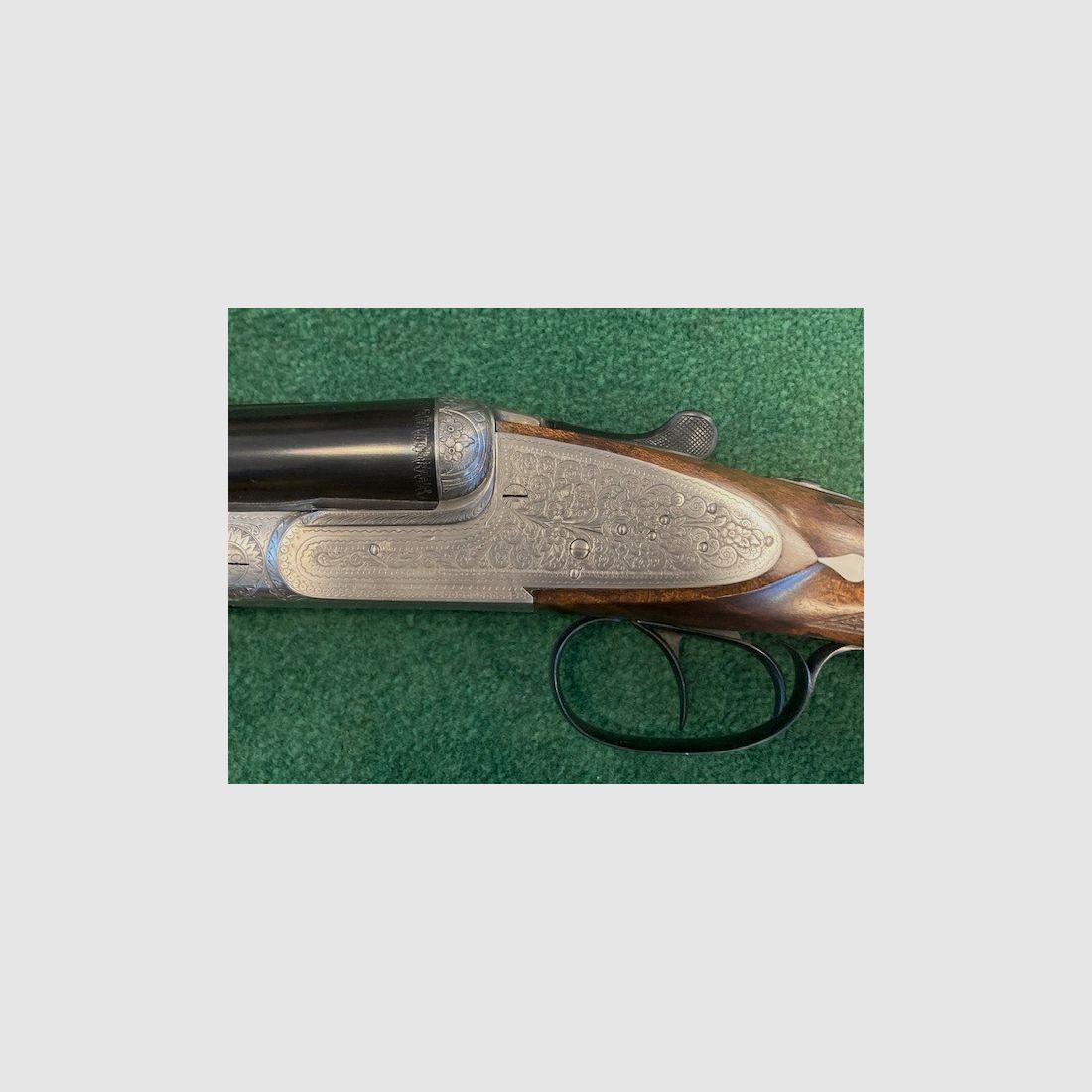 Stunning side-by-side shotgun L.Belleri H&H cal.16, 1967, barrels 70cm ++/+, image 1 of 9