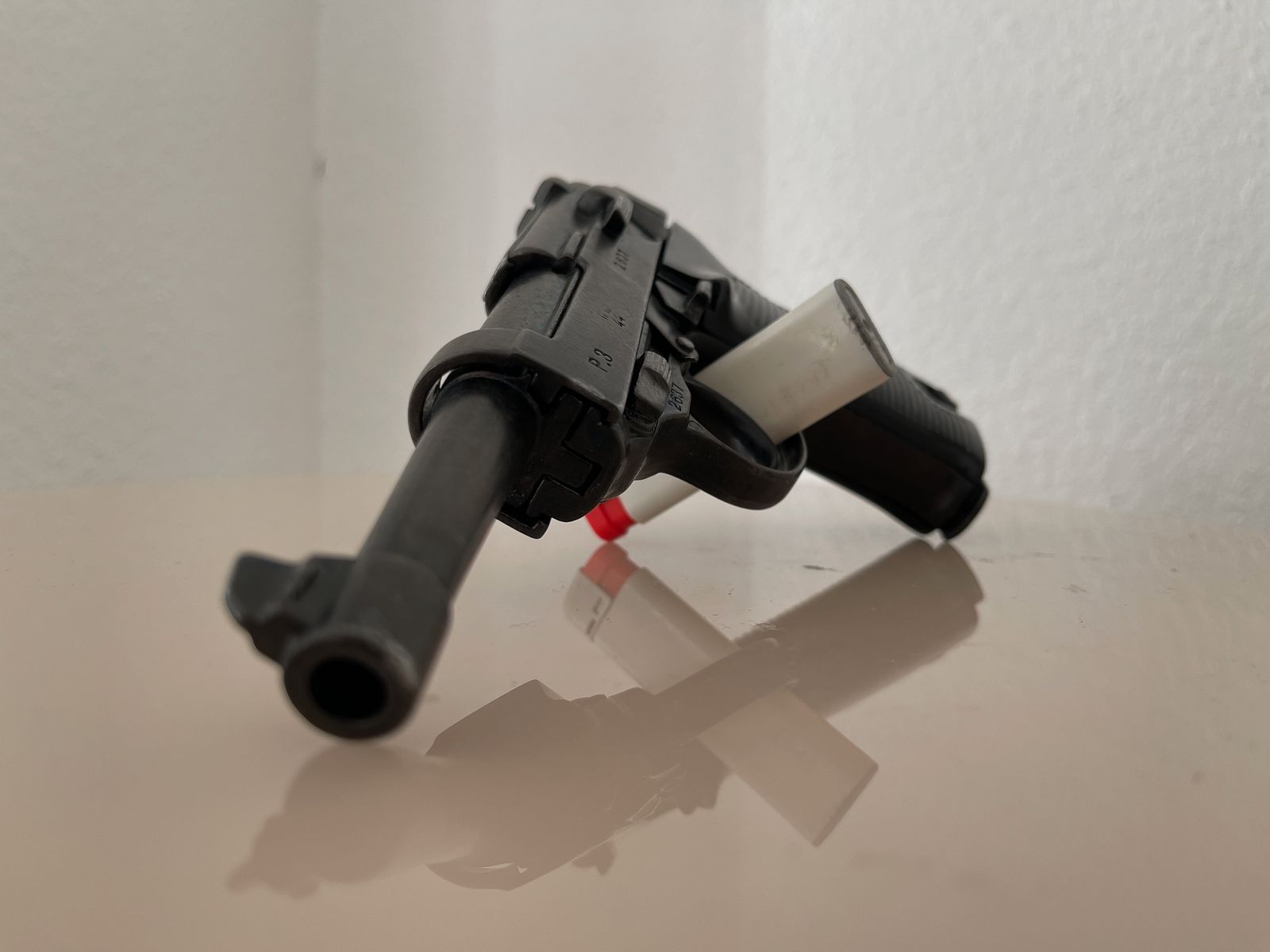 P38 decoration weapon