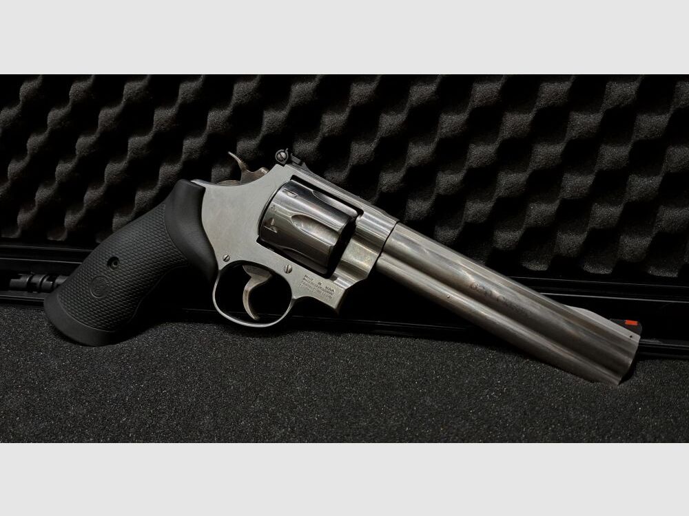 Smith & Wesson 629 Classic