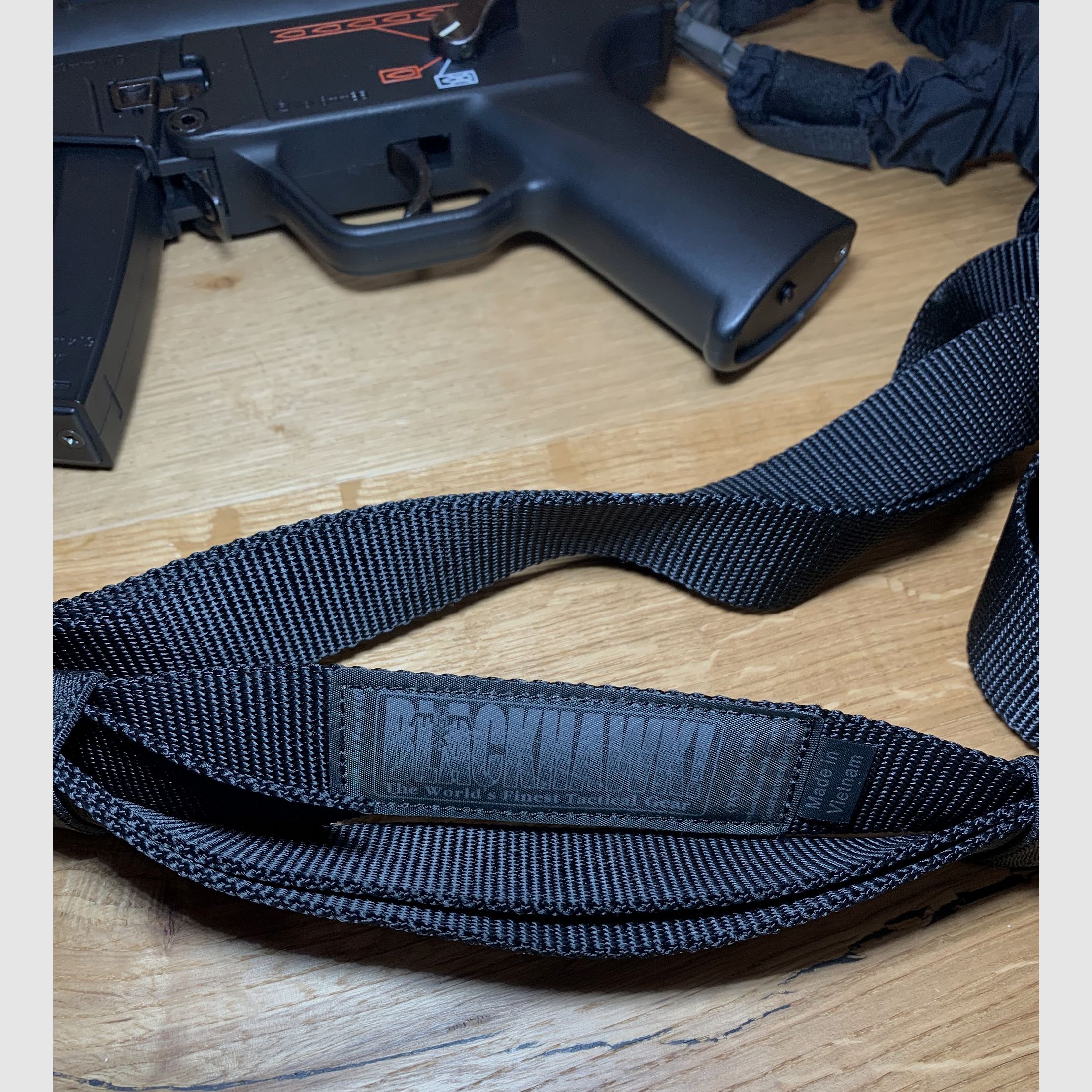 Tokyo Marui Heckler & Koch MP5K A4 Kurz AEG Softairpistole