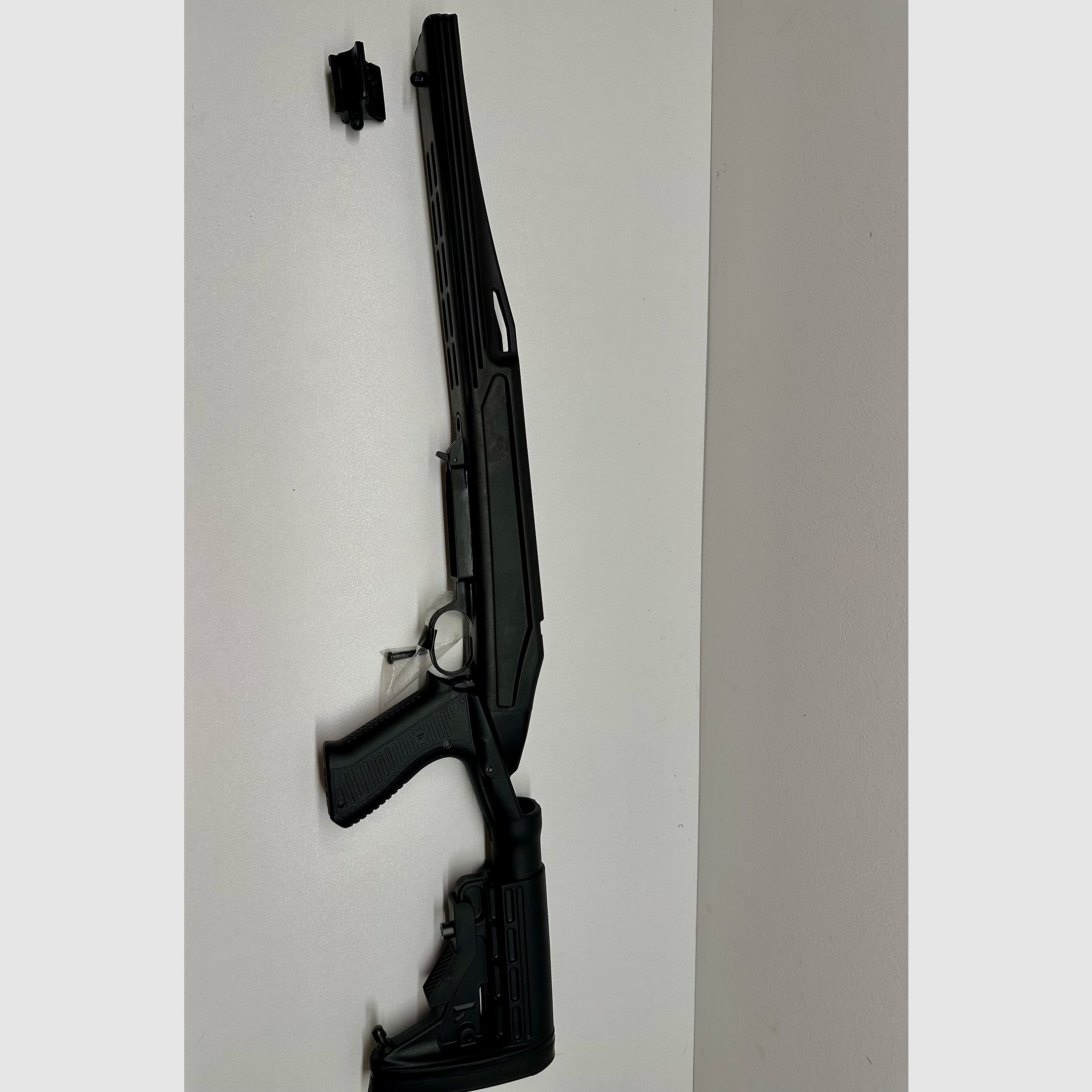 Knoxx Axiom kolba do Howa 1500 SA