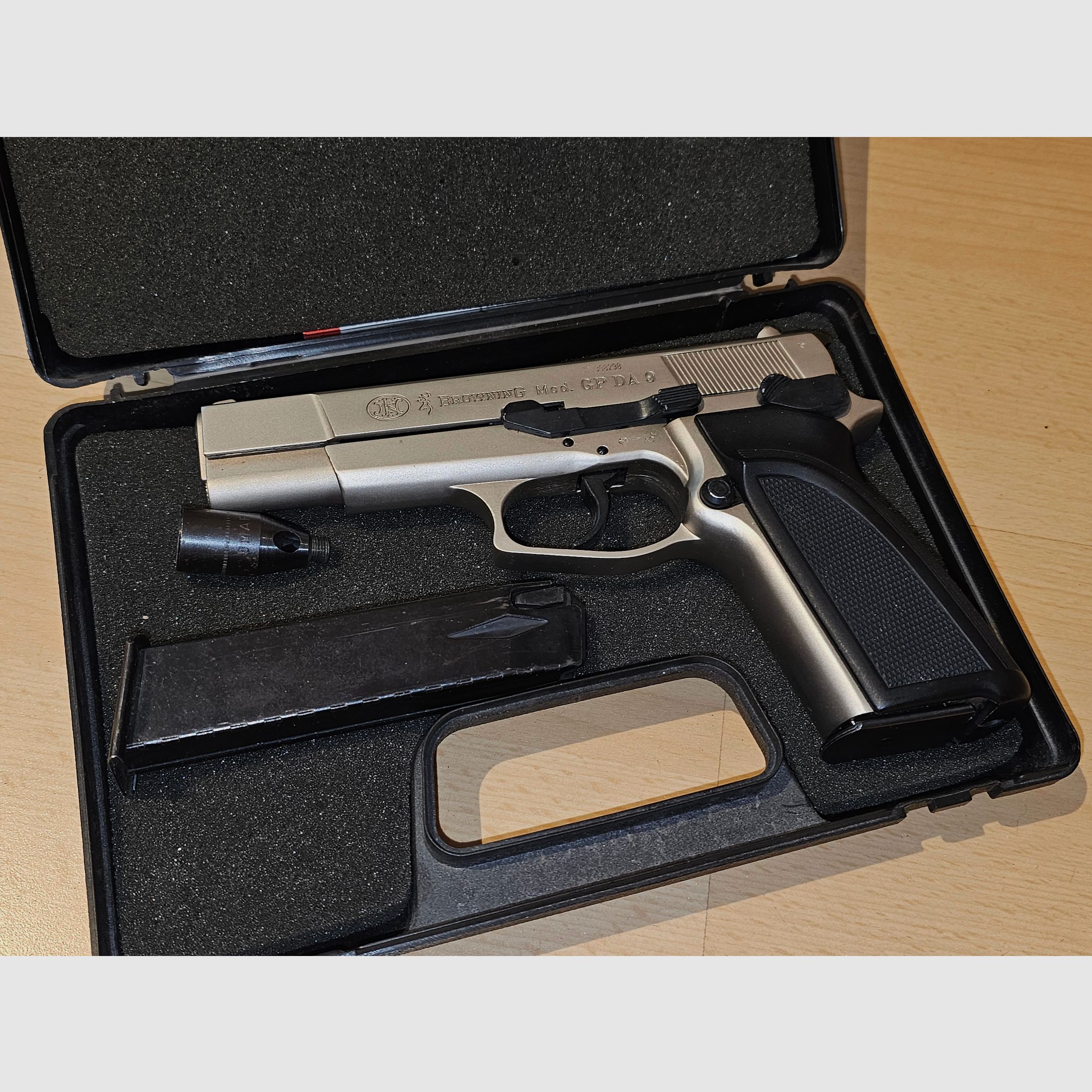  Blank gun Umarex Browning GP DA9 