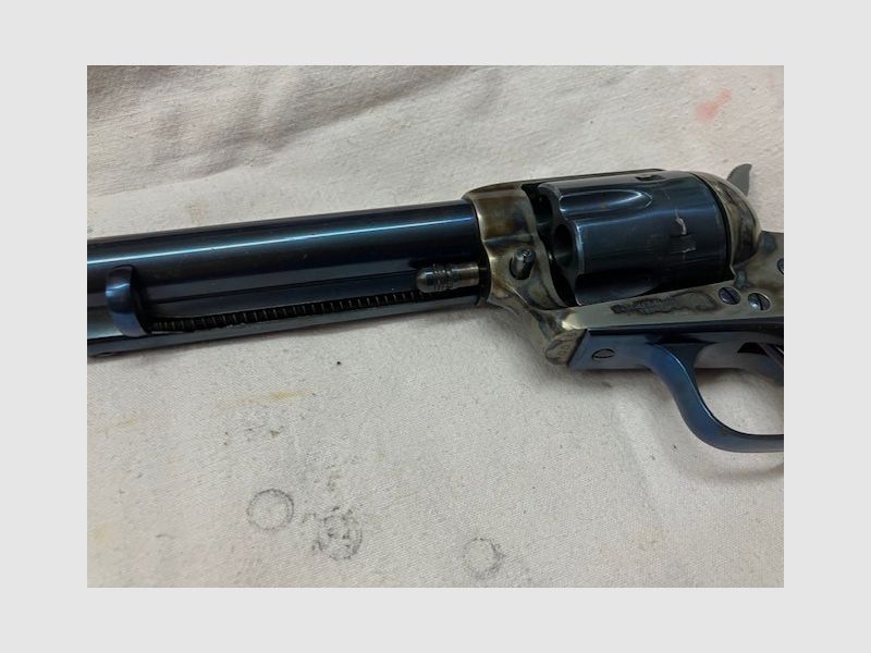 Raridad "HEGE Mod. Army 1873, Cal. .45 corto Knall" Raridad