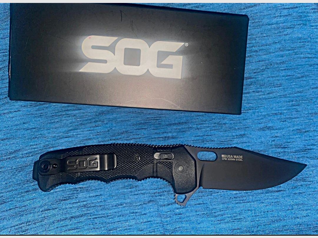Sog Seal XR   Einhandmesser- Einsatzmesser