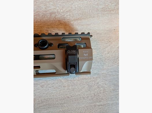 Heckler & Koch M-LOK handguard z szybkim mocowaniem do MR223 FDE, do lufy 11"/14,5"/16,5" (krótki handguard)