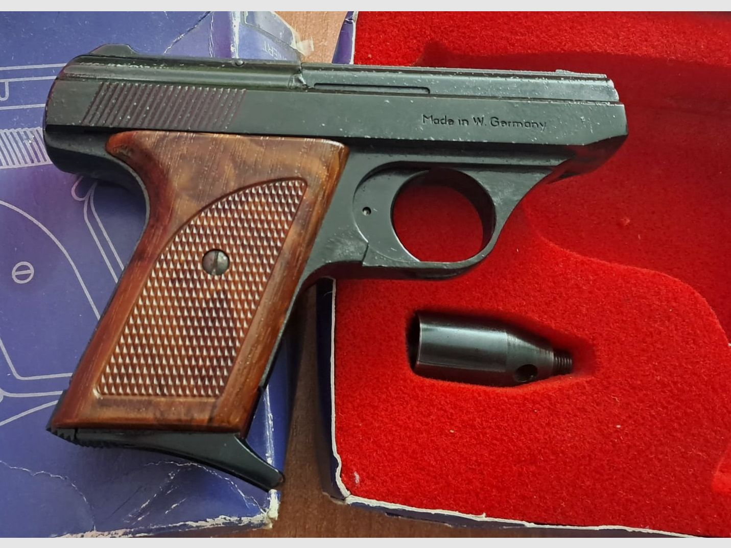 Reck Baby 8 mm Knall nel PTB 386 con accessori nella OVP!