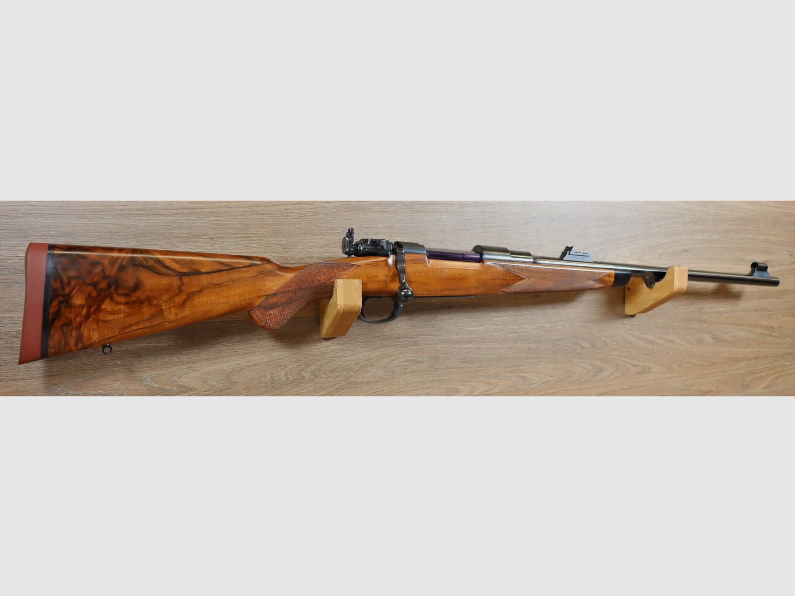 Schweizer Limited Edition + Waffenkoffer / Nr. 49/52, Bild 1 von 5